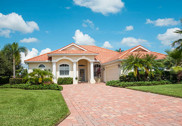 Best Driveway Pavers Contractor  in Raymond, MS